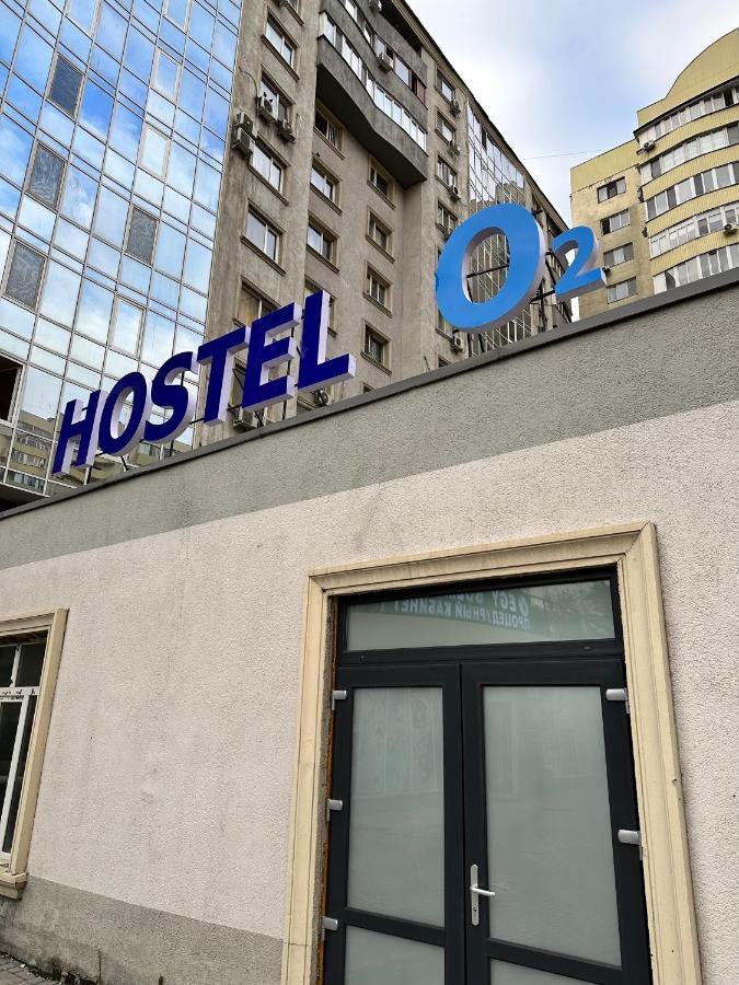 Hostel O2 Almaty Esterno foto